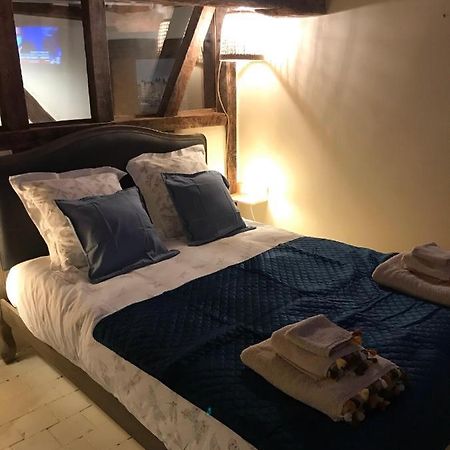 Cosy Studio Place Sainte Catherine 옹플뢰르 외부 사진
